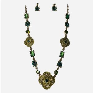 BEAUTIFUL! Austrian Crystal Necklace Earrings Set